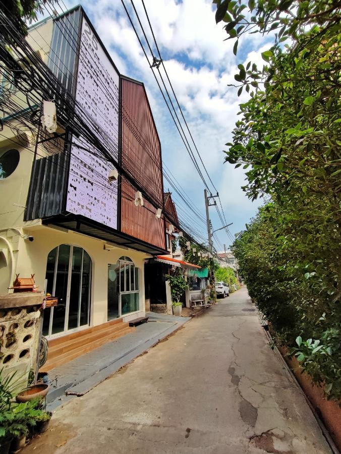 Miumiu In Da House. Bed & Breakfast Chiang Mai Exterior photo